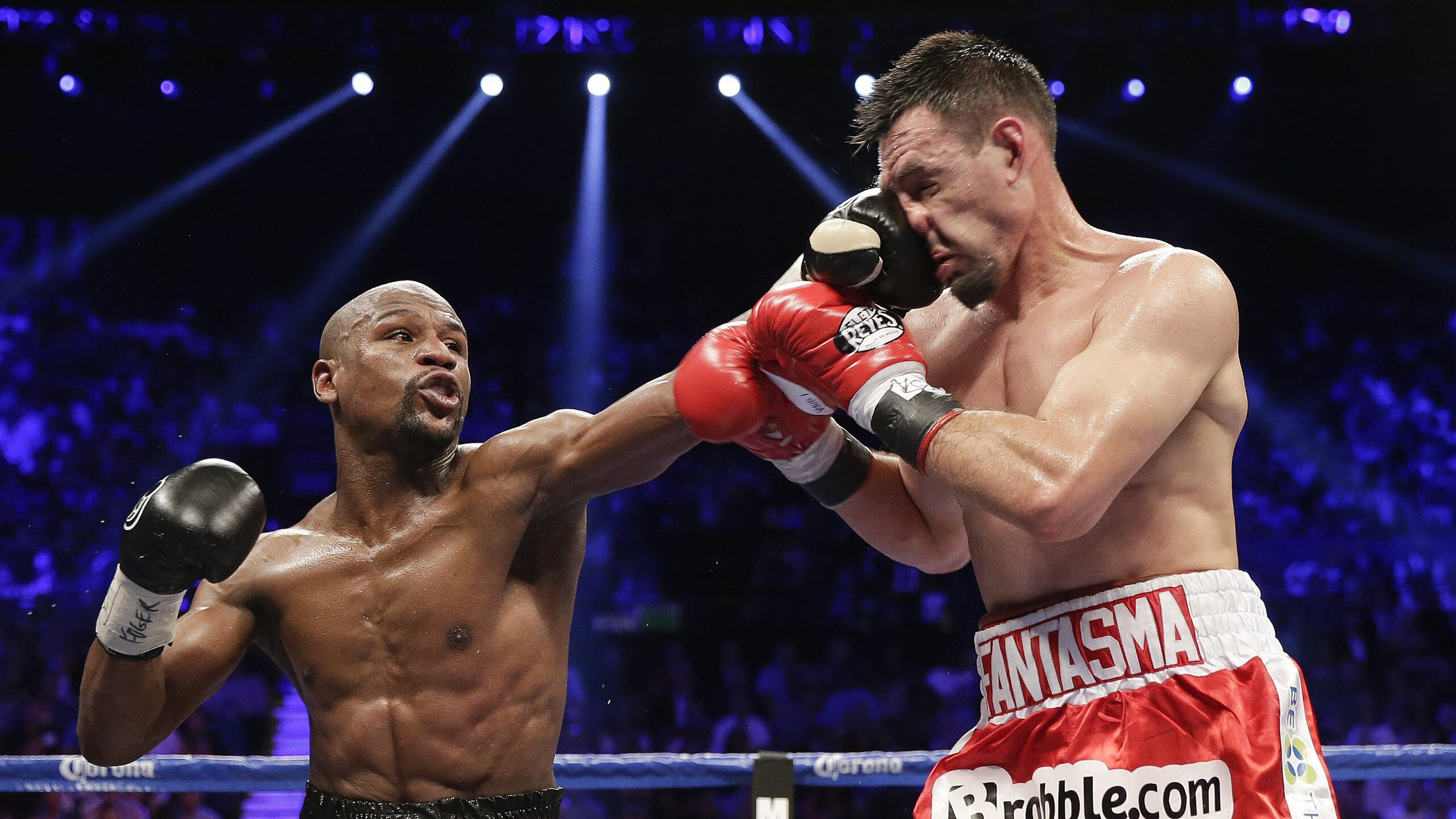 WTT冠军赛战况：北京首钢防线稳固，进攻受阻，王楚钦成最佳